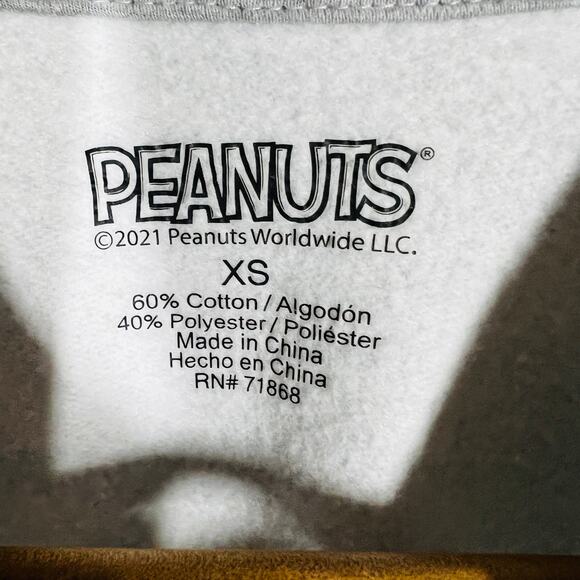 Peanuts Lucy Christmas Sweatshirt Long Sleeve Gray Snoopy Holiday Classic - XS - Picture 4 of 4